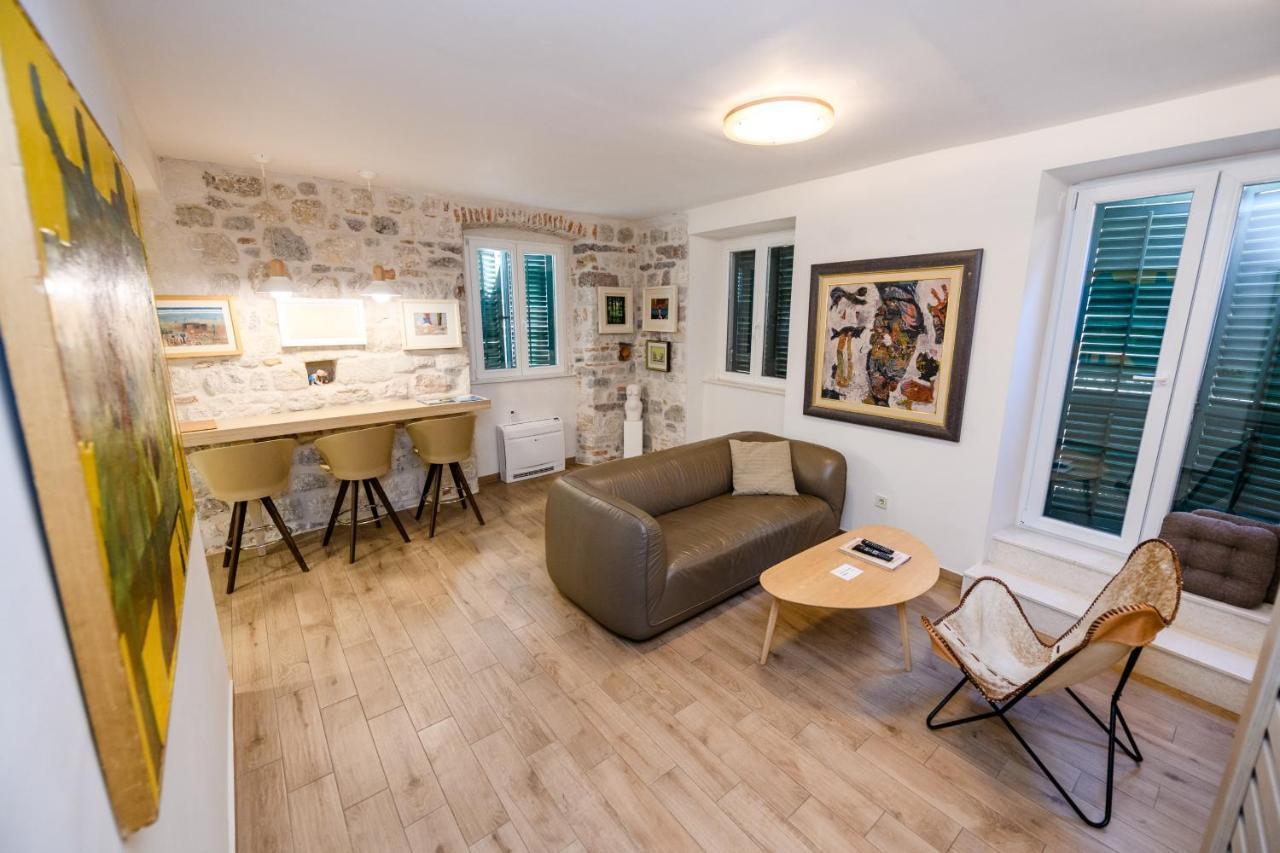 Apartmani Art Karampana Kotor Luaran gambar