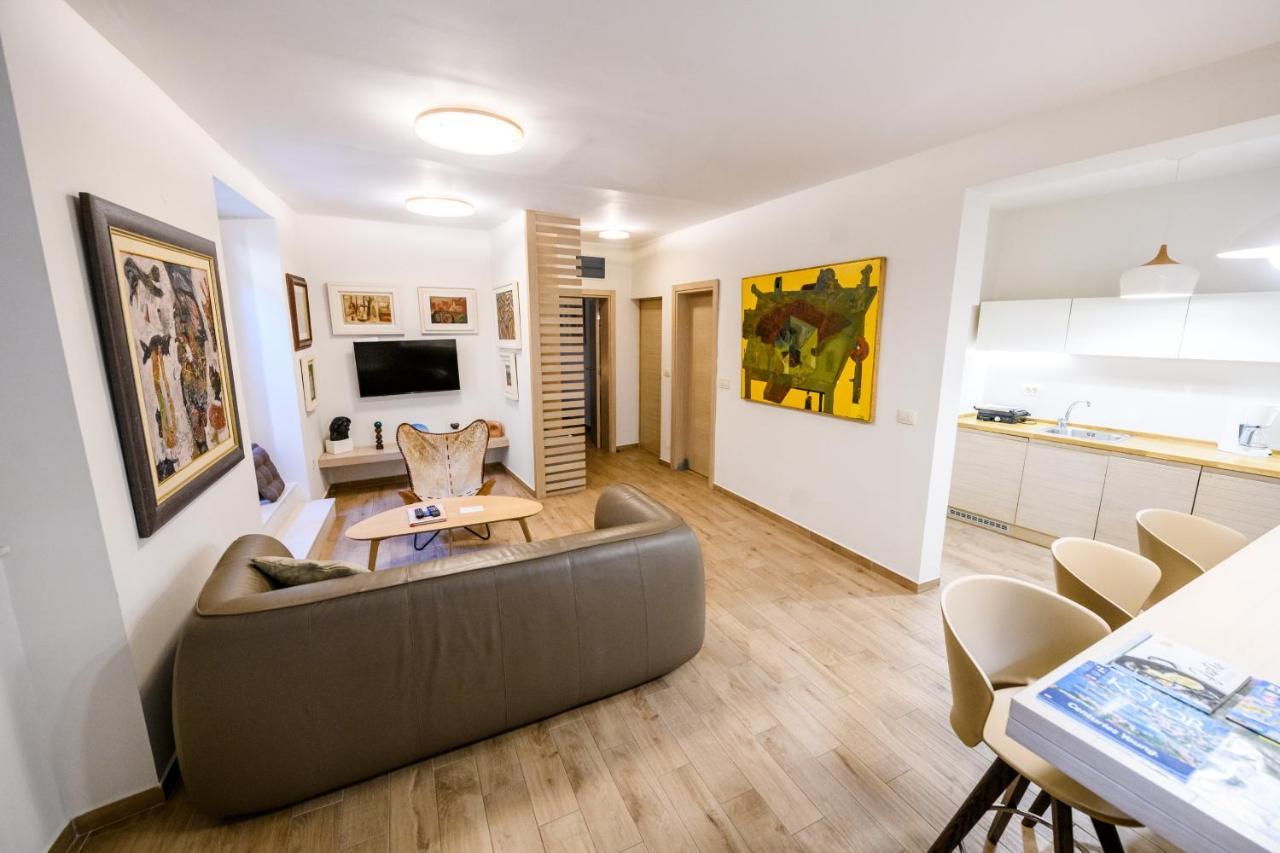 Apartmani Art Karampana Kotor Luaran gambar