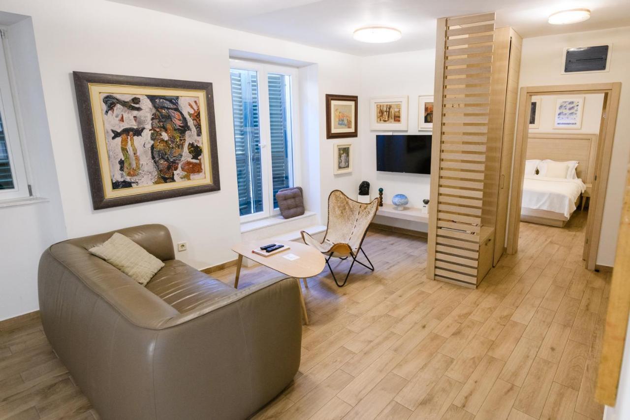 Apartmani Art Karampana Kotor Luaran gambar