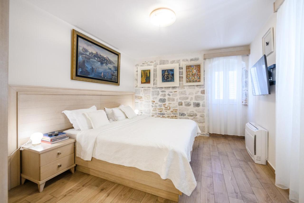 Apartmani Art Karampana Kotor Luaran gambar