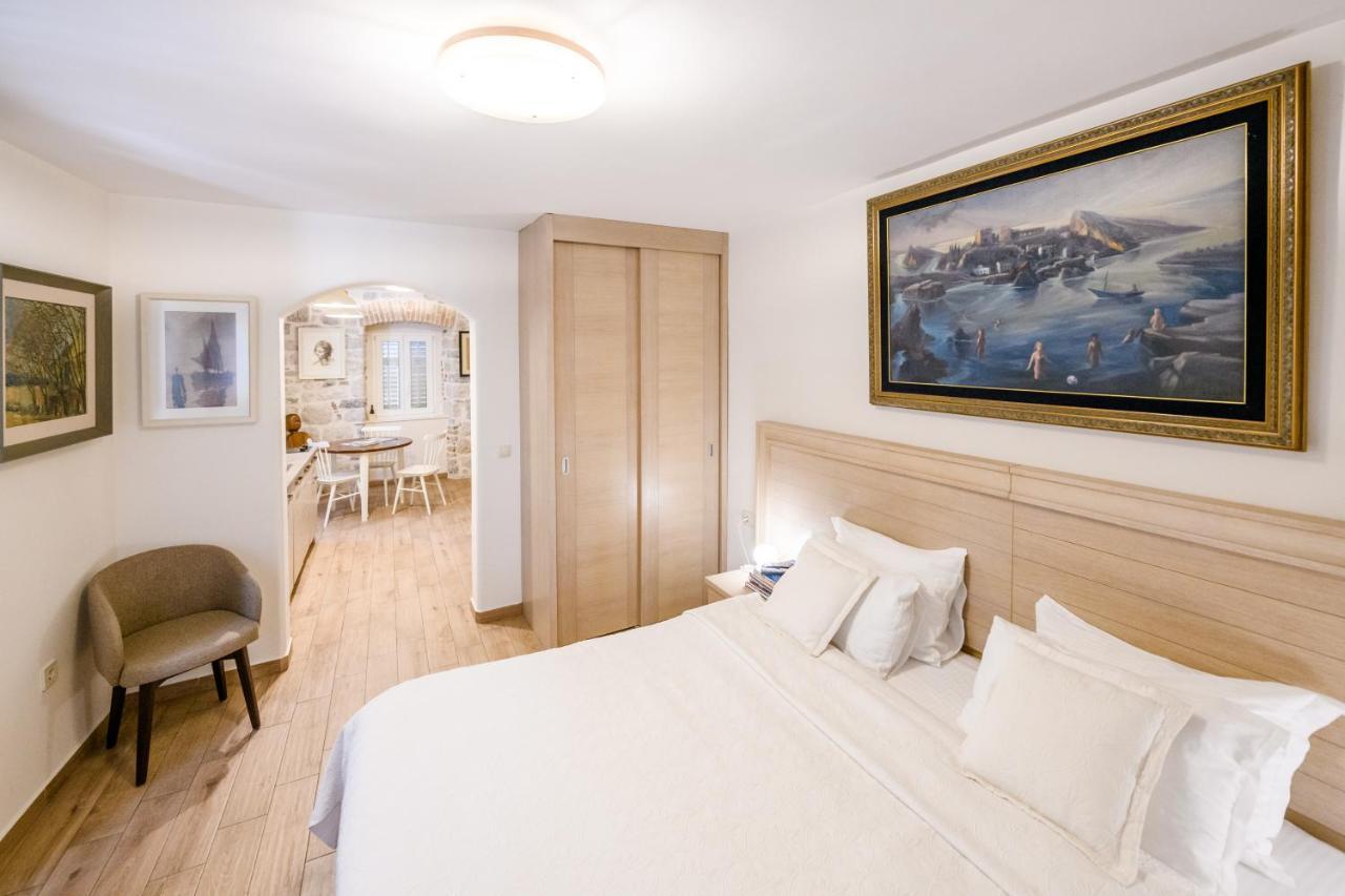 Apartmani Art Karampana Kotor Luaran gambar