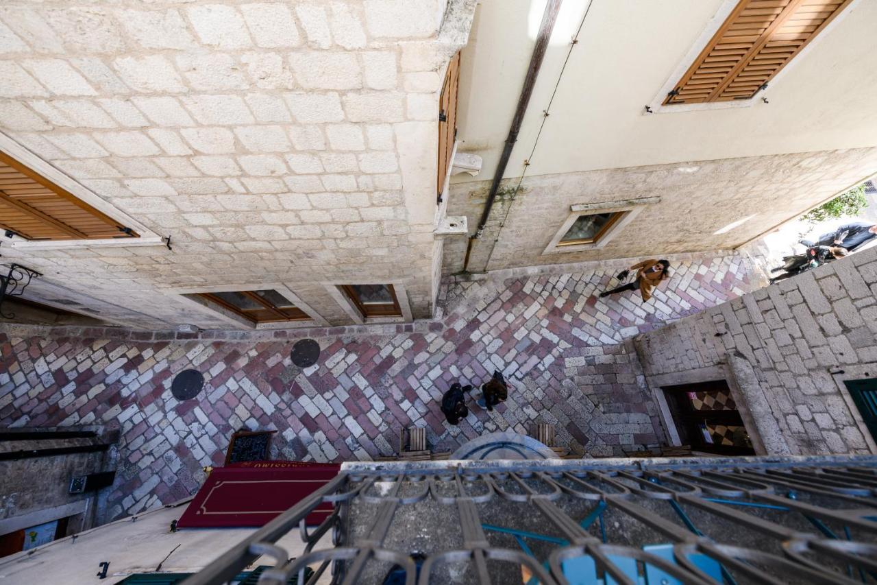 Apartmani Art Karampana Kotor Luaran gambar