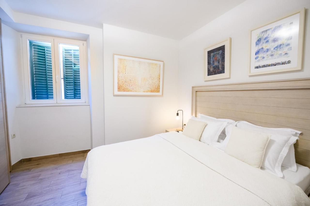 Apartmani Art Karampana Kotor Luaran gambar