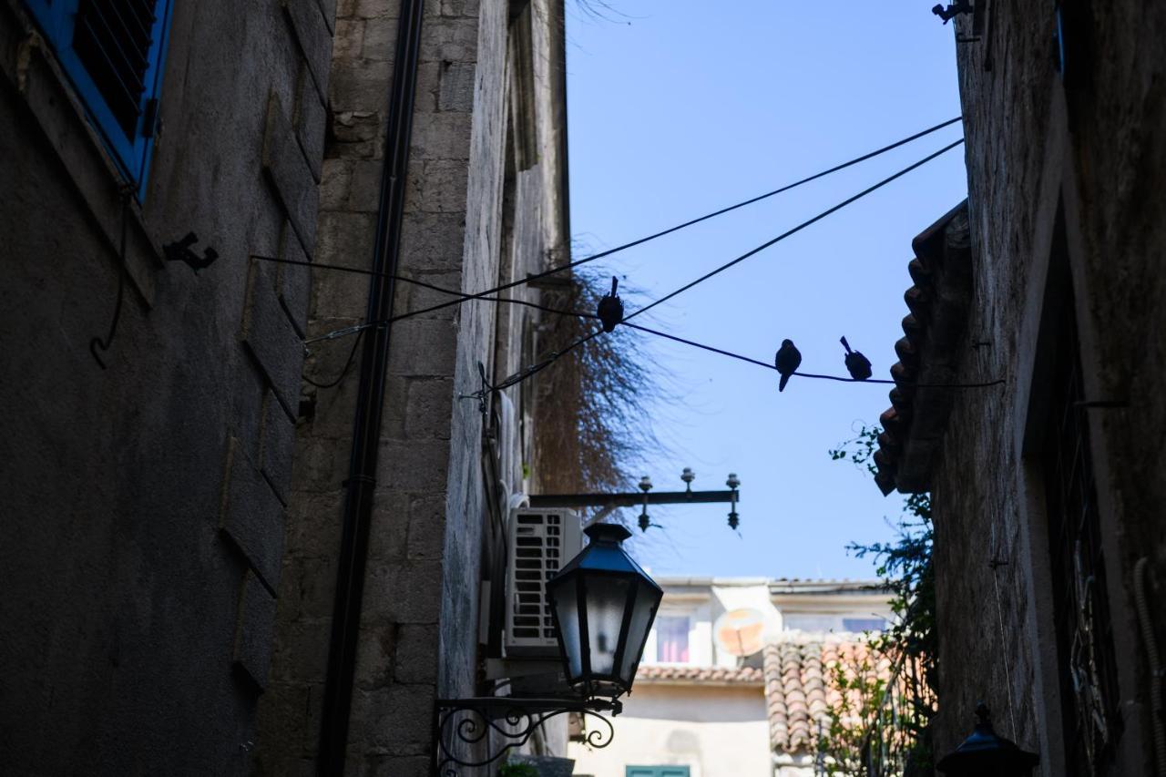 Apartmani Art Karampana Kotor Luaran gambar