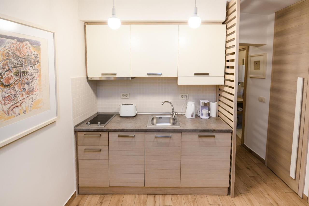 Apartmani Art Karampana Kotor Luaran gambar
