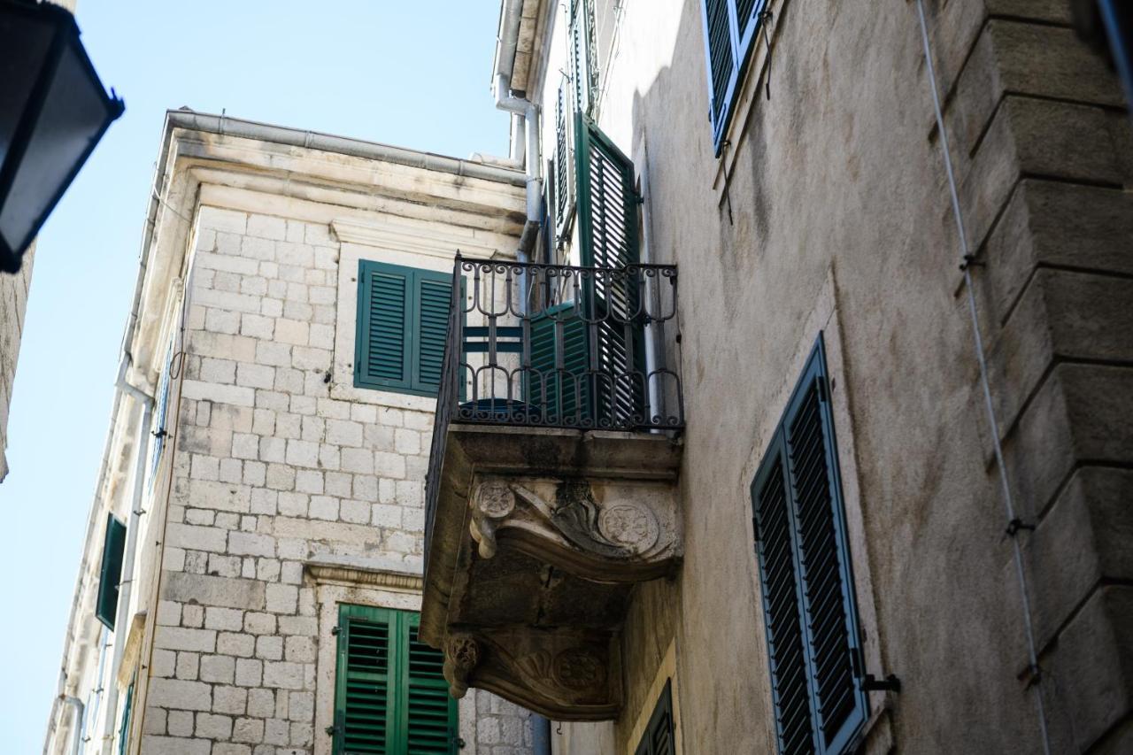 Apartmani Art Karampana Kotor Luaran gambar