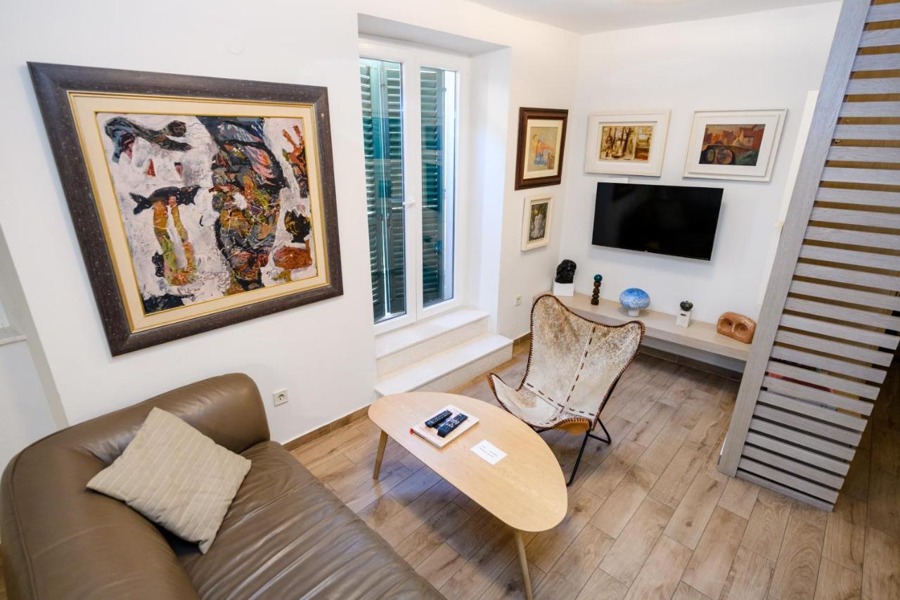 Apartmani Art Karampana Kotor Luaran gambar