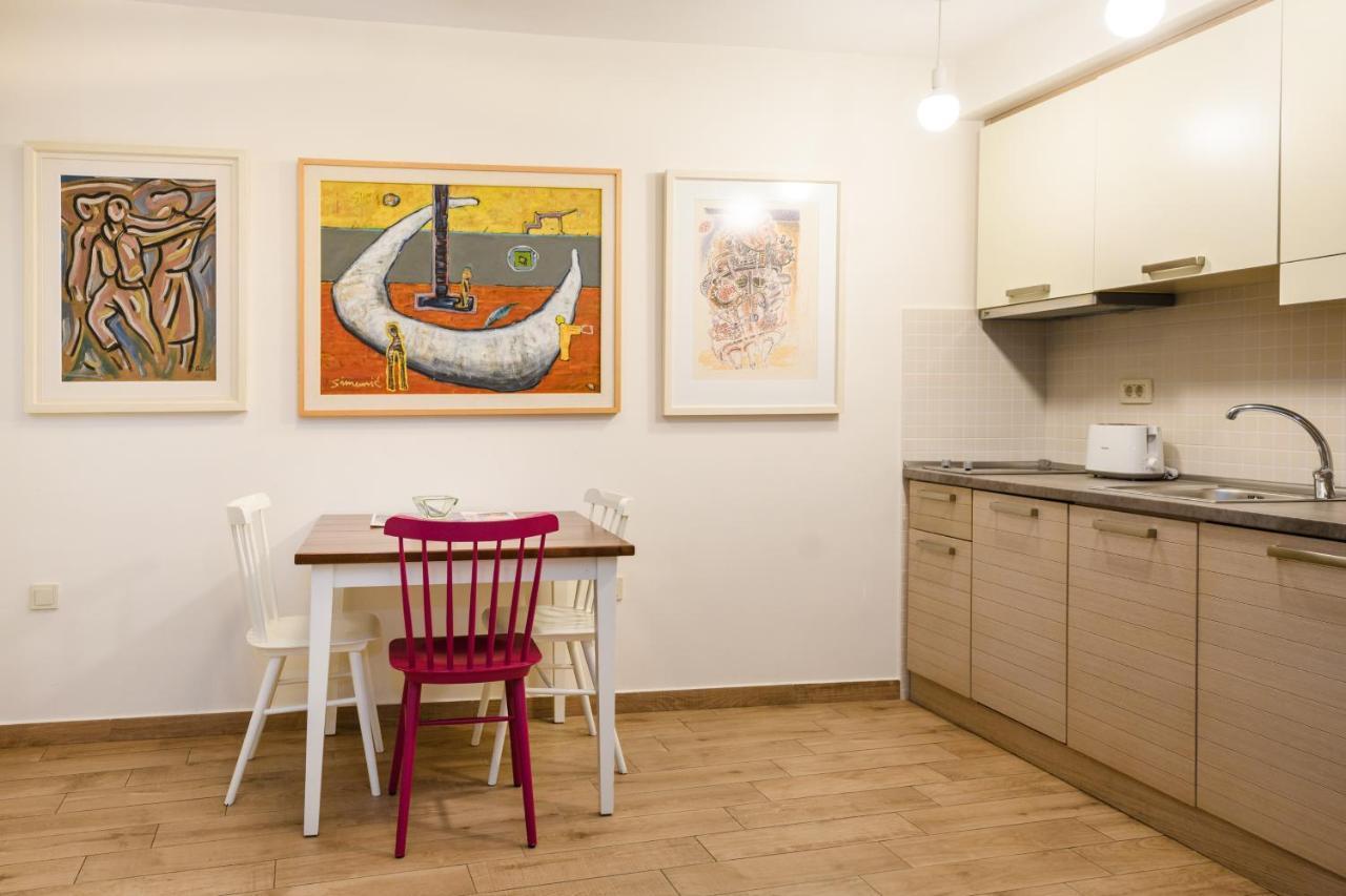 Apartmani Art Karampana Kotor Luaran gambar