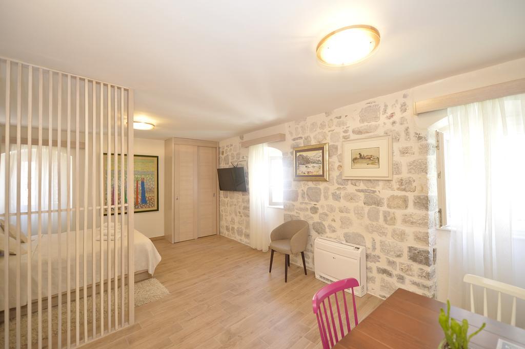 Apartmani Art Karampana Kotor Luaran gambar